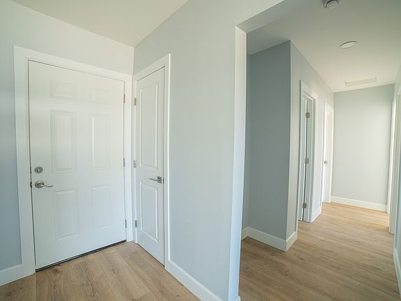 4th image of 9263 Ramona Ave