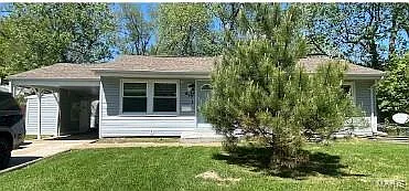 813 Hutton Pl photo 1