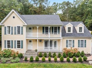 55 Walnut Tree Hill Rd, Sandy Hook, CT 06482