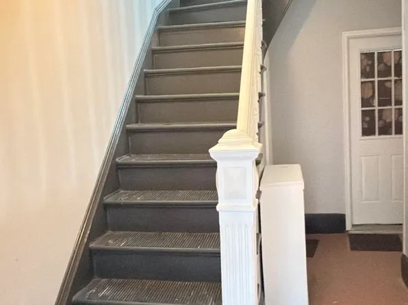 608 57th Street image 3 of 33