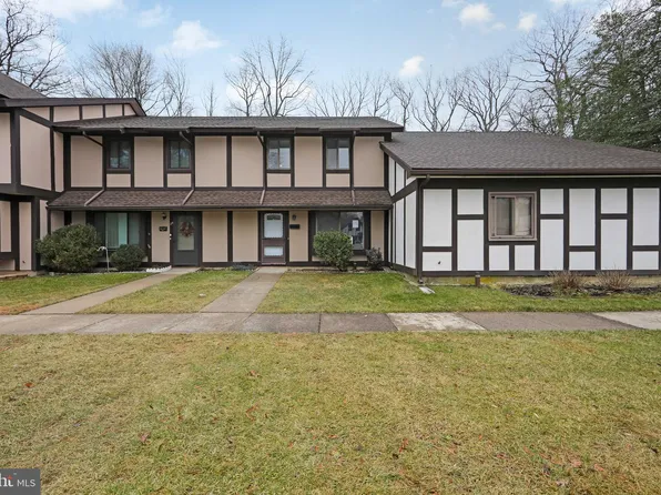 37 White Birch Ct, Lumberton, NJ 08048