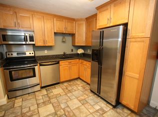 35 Andrew St APT 1, Manchester, NH 03104
