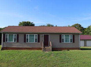 1083 School Rd, Dillwyn, VA 23936