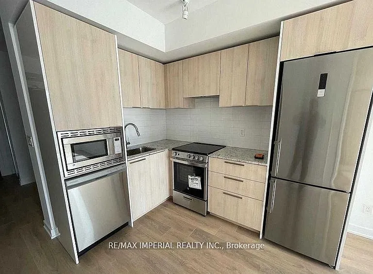 501 Yonge St #2111 — Photo 17