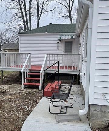 2nd image of 2711 S 65th St