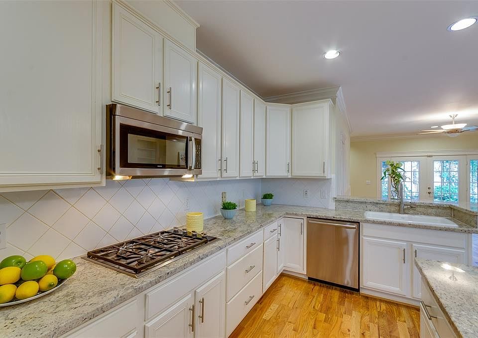 1st image of 6010 Kirby Dr