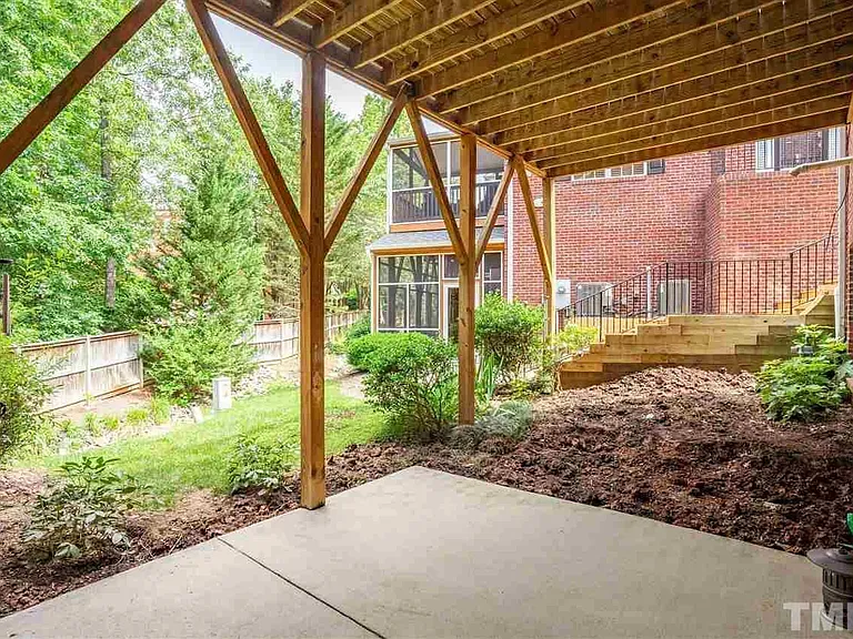 125 Grande Dr — Photo 25