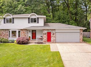 1626 Sentinal St SW, Wyoming, MI 49519