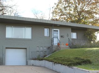 312 10th Ave NE, Jamestown, ND 58401