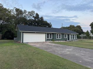 515 Mockingbird Ln, Wharton, TX 77488