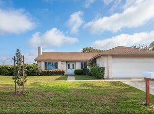 1377 Cherrytree Ct, Encinitas, CA 92024