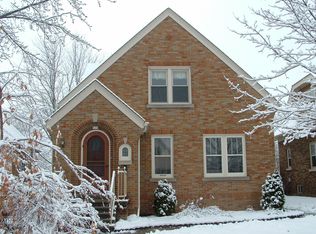 539 3rd Ave, West Bend, WI 53095