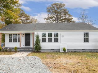 903 S Elm Ave, Dunn, NC 28334