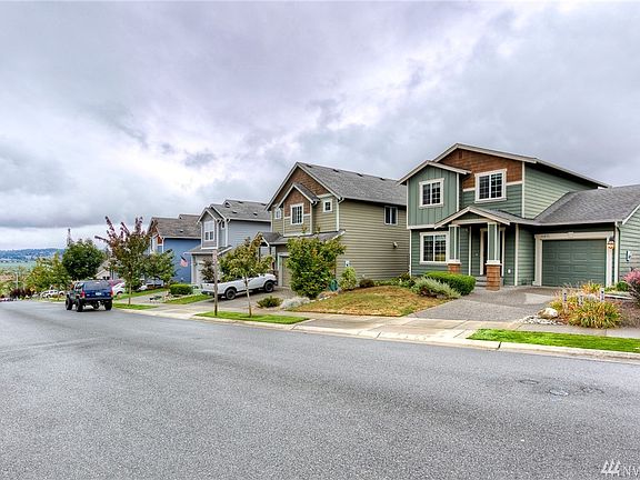 3rd image of 11833 62nd Ave SE
