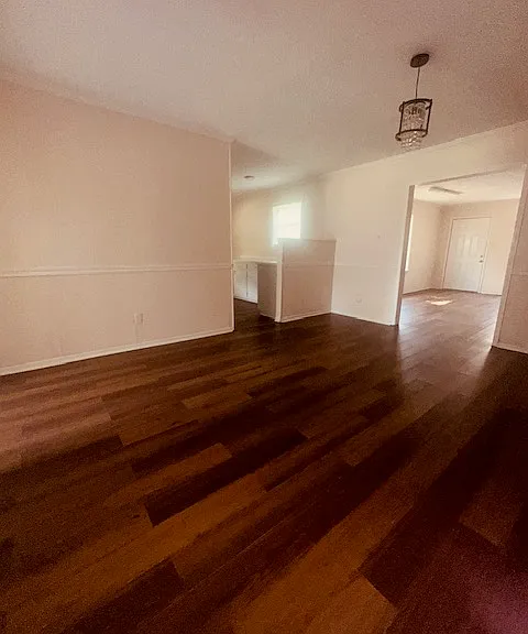 5038 Bryndale Ave — Photo 12