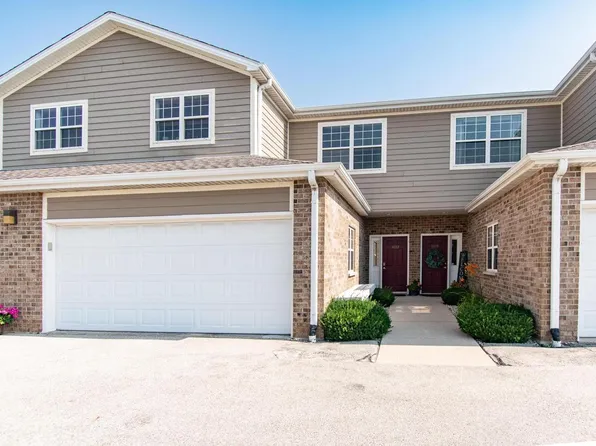 2425 11th PLACE #1002, Kenosha, WI 53140