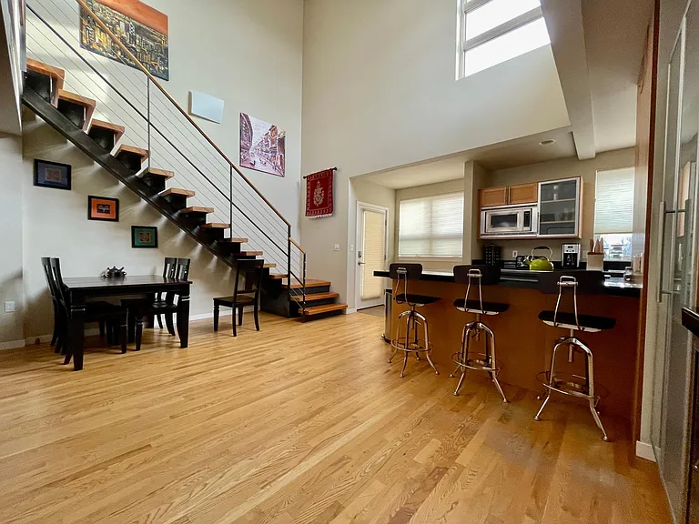 2501 Grove St #201 — Photo 22