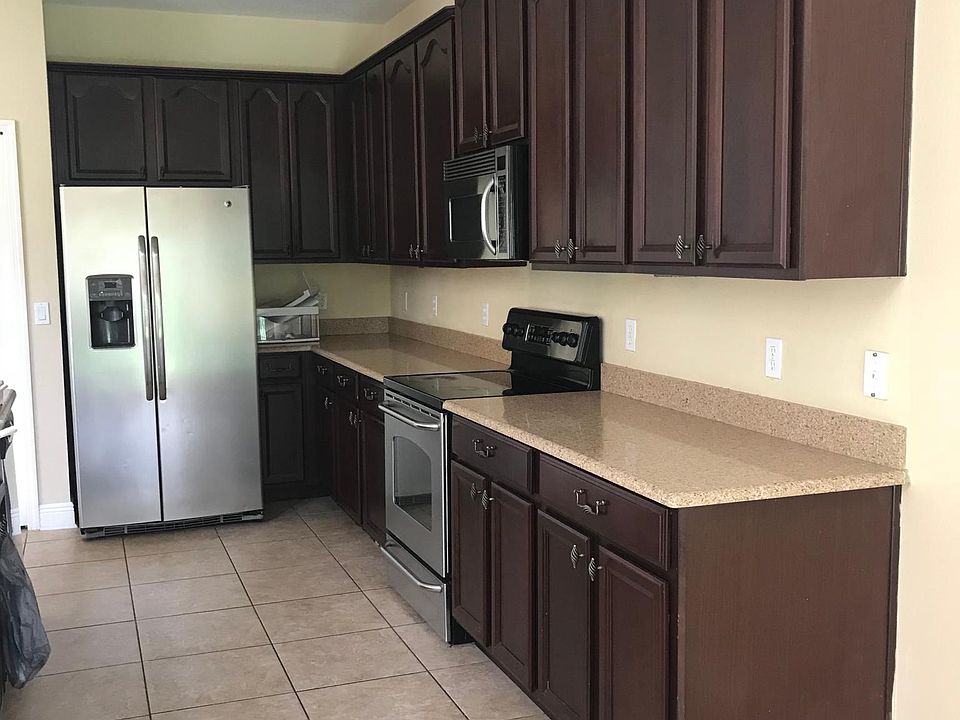 2nd image of 5421 Gemgold Ct #1