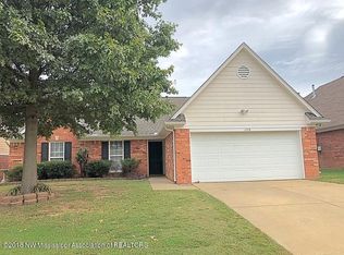 1778 Cherry Creek Dr, Southaven, MS 38671
