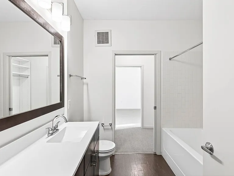 The Flats at West End — Photo 137