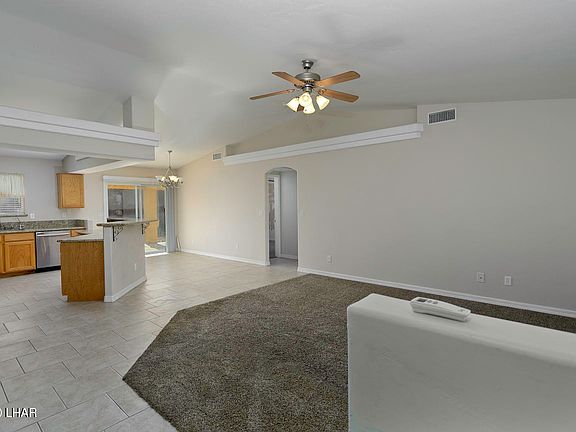 4th image of 2440 Cielo Dr