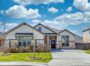 1722 Village Spgs, New Braunfels, TX 78130