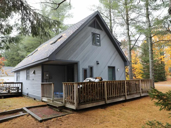 5 Pheasant Street, Dover, VT 05356