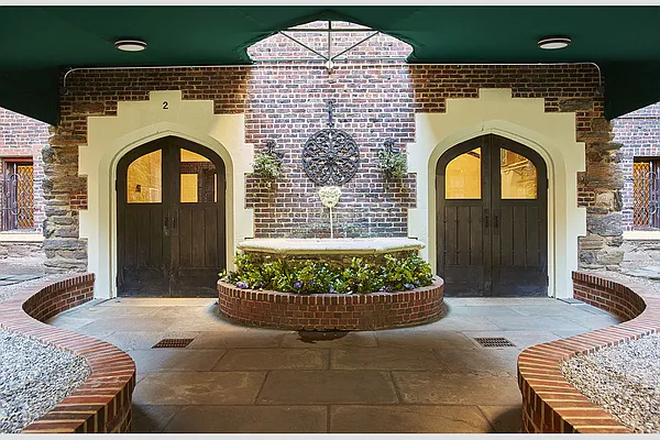 Sold by Stribling | media 36