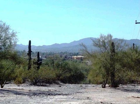 2nd image of 1801 W Las Lomitas Rd