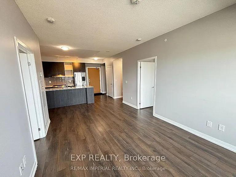 2520 Eglinton Ave W #1212 — Photo 2