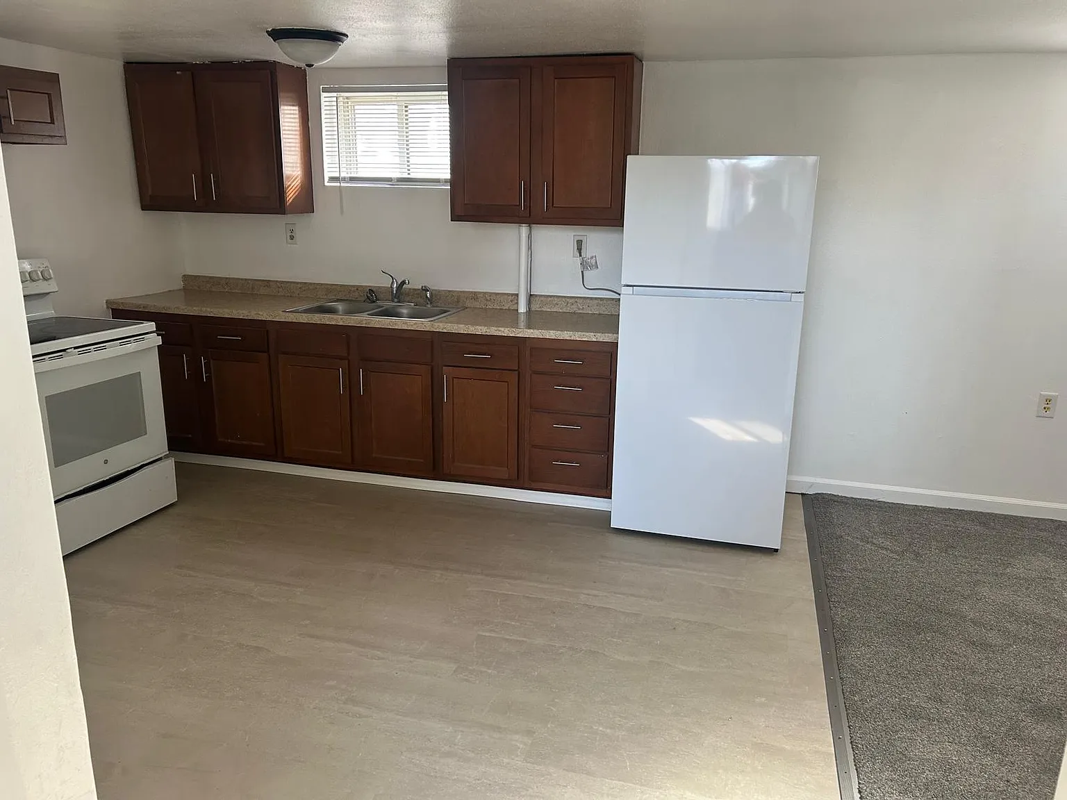 1 bed, 700 sqft, $1,025 — Photo 2