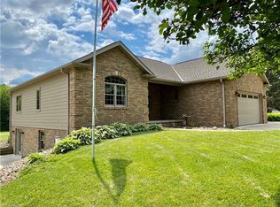 6298 Wolf Run Rd SE, Dennison, OH 44621