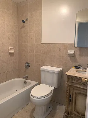 Rented by OCTAN REALTY MANAGEMENT LLC | media 8