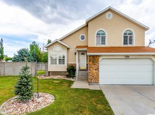 1386 W Kingspointe Ln, West Valley City, UT 84119