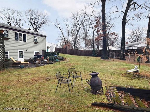 5th image of 78 Burgess Dr