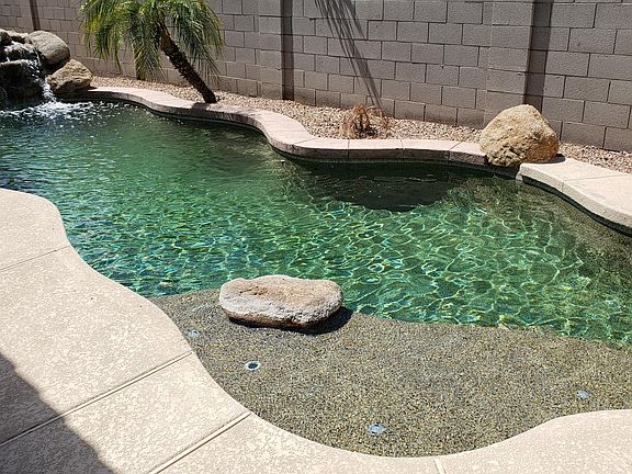 2nd image of 14508 W Ventura St