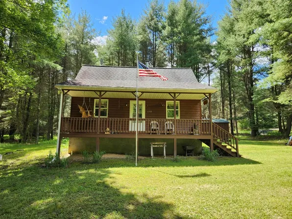 6318 Greenwood Glen Rd, Marienville, PA 16239