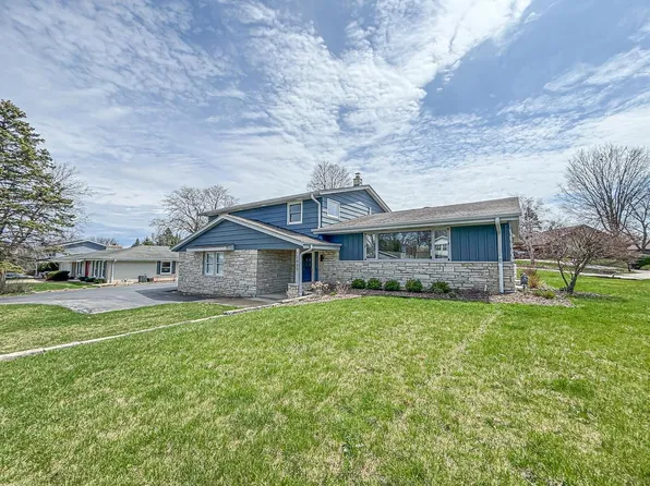 12625 West Eden TRAIL, New Berlin, WI 53151