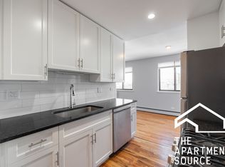 6947 N Sheridan Rd #521, Chicago, IL 60626