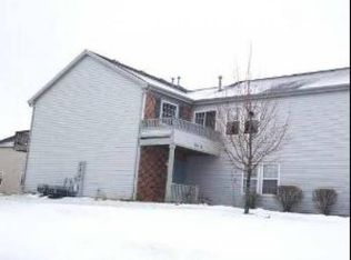 314 Ogden Falls Blvd, Oswego, IL