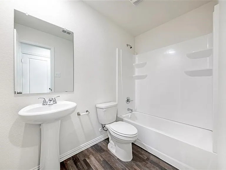 1005 Dawson St — Photo 11