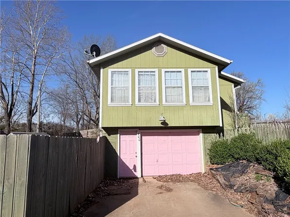 400 S Harris St, Huntsville, AR 72740