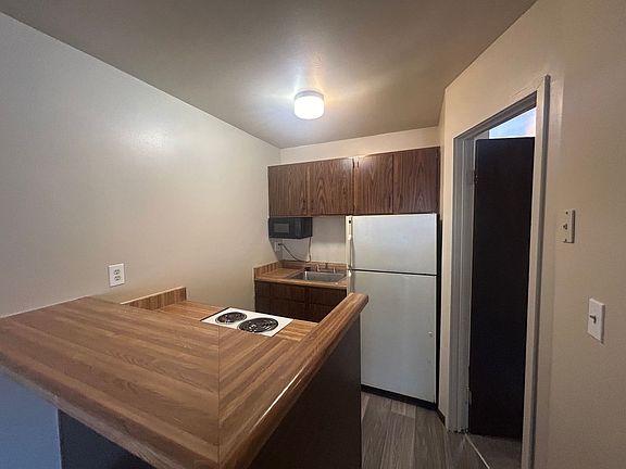 4th image of 3930-3950 N Cherry Ln #3930-02