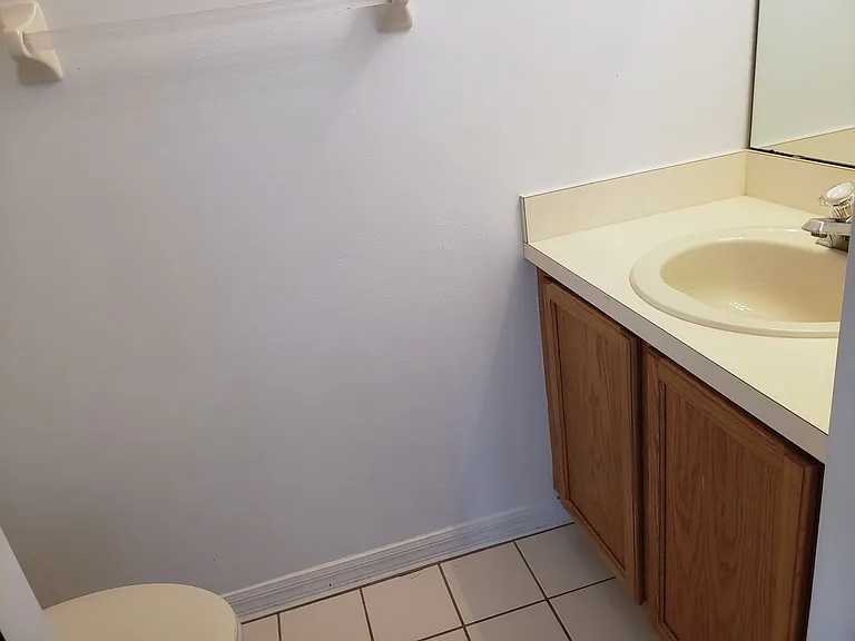 1612 Sweetwater West Cir — Photo 36