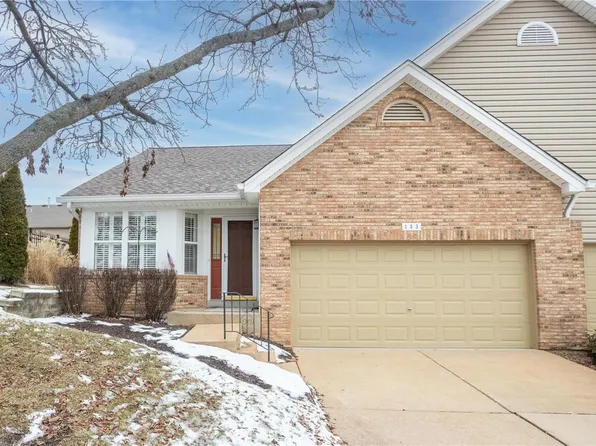 133 Kehrs Mill Trl, Ballwin, MO 63011