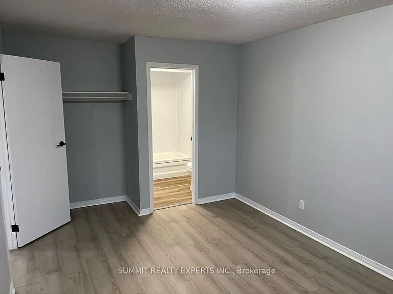 40 Thorsby Ct — Photo 7
