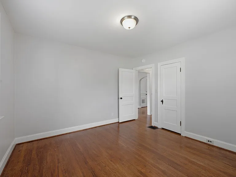 245 Thuss Ave — Photo 14
