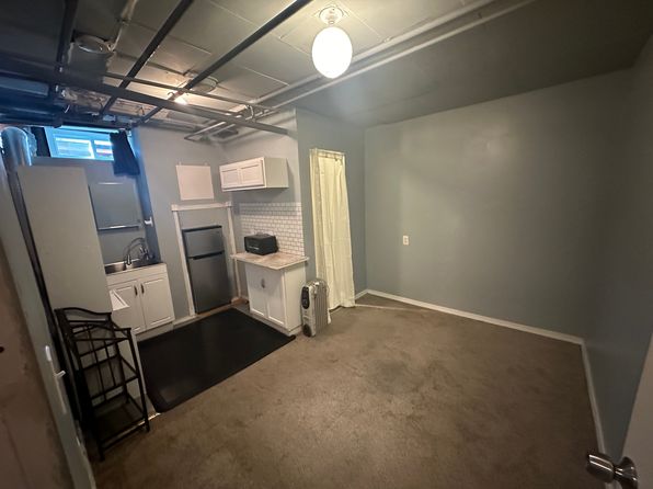 6219 Erdrick St #BASEMENT