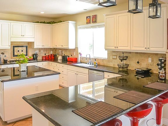 4th image of 3280 Stoneberry Ln