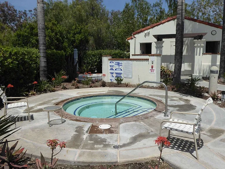 6033 Paseo Hermosa — Photo 18